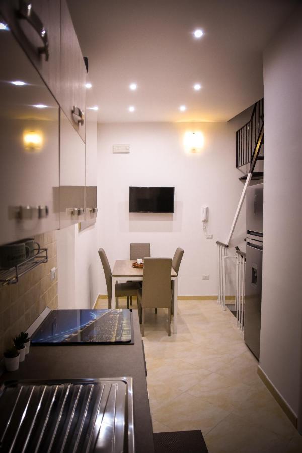 Casa Dell Arco Apartment Bari Kültér fotó